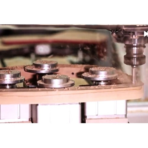 5-ти осьовий обробний центр з ЧПУ AES VEGA 5X 1625