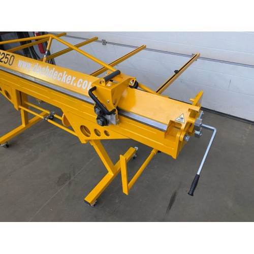 Листозгинальний верстат Dachdecker ZRF-LM – 2250/1,0