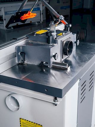 Фрезерний верстат STOMANA T1002S 4681